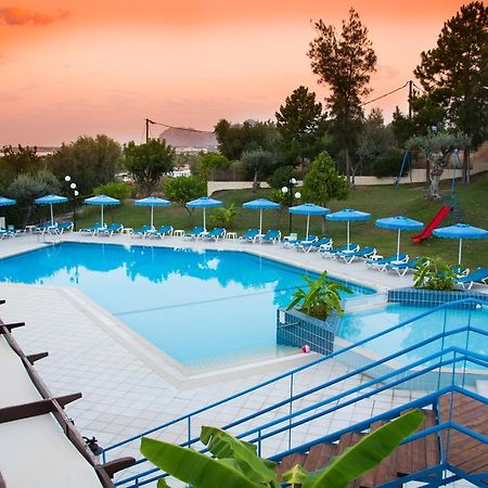 Iris Hotel Afándu Kültér fotó