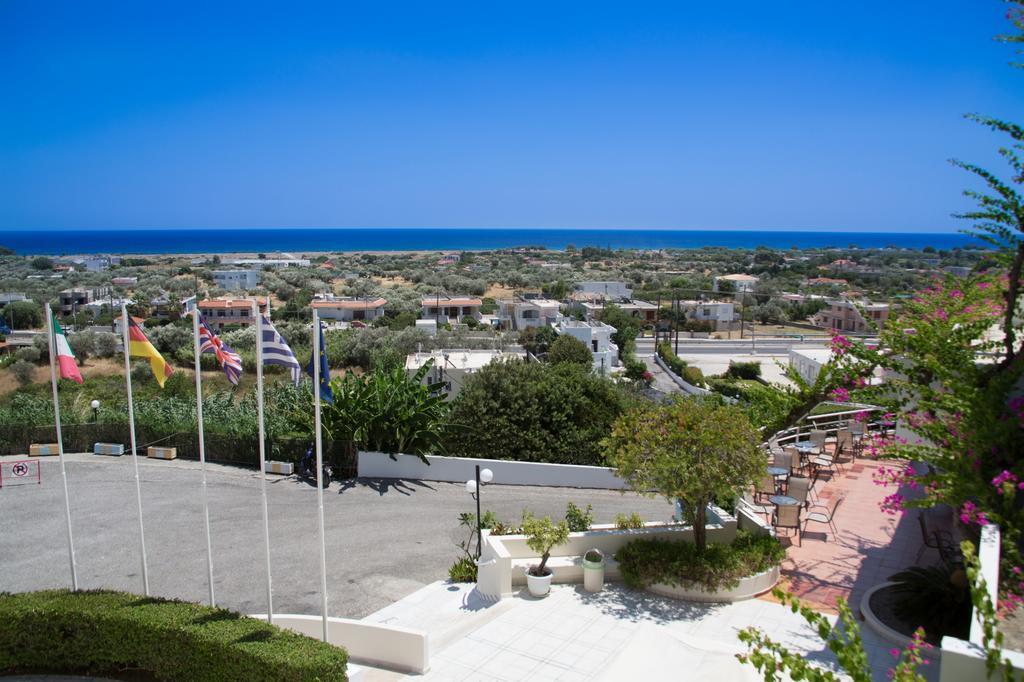 Iris Hotel Afándu Kültér fotó