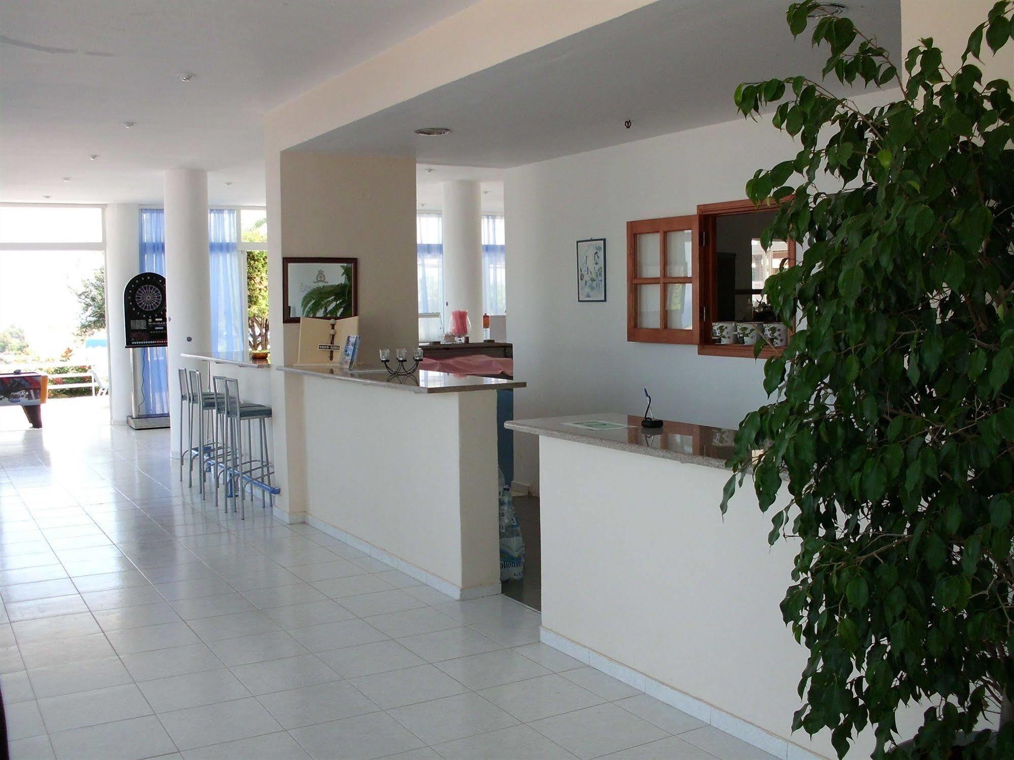Iris Hotel Afándu Kültér fotó