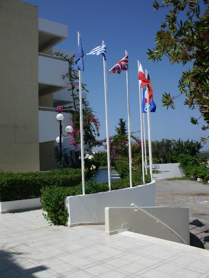 Iris Hotel Afándu Kültér fotó